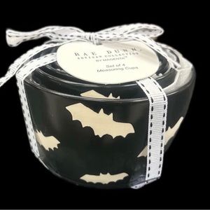 Rae Dunn new halloween bats  measuring cups